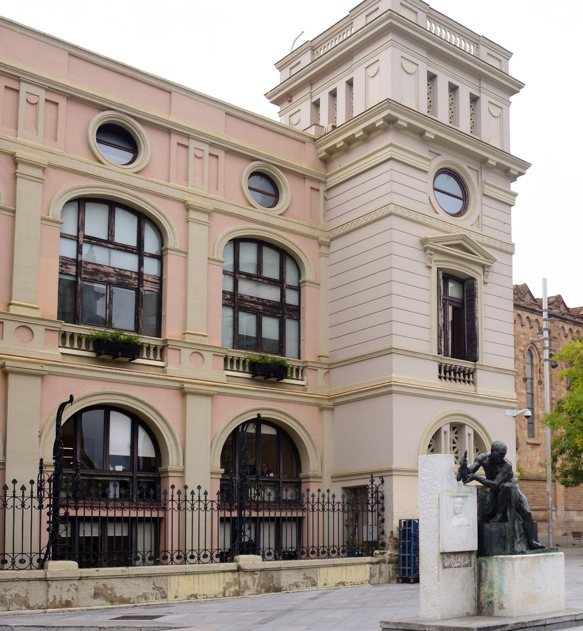 Edificio histórico del centro de Sabadell